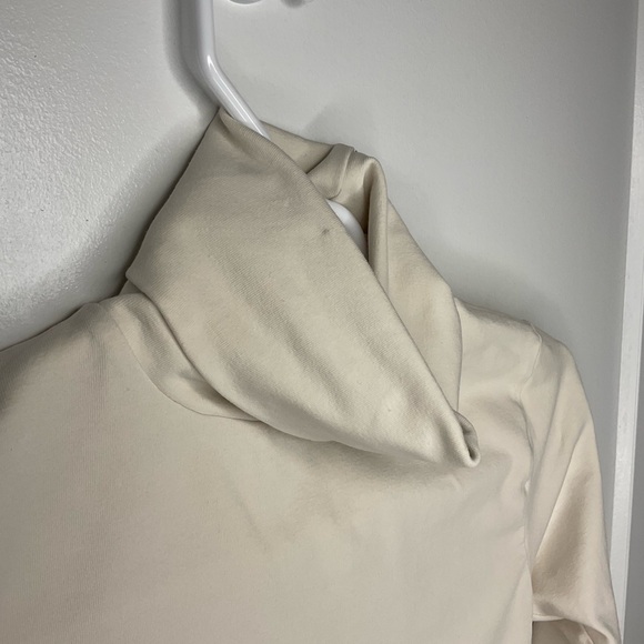 Los Angeles apparel Off white COTTON SPANDEX GARMENT DYE TURTLENECK size small - Picture 5 of 5